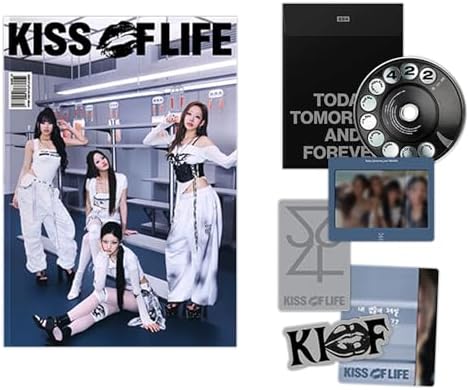 Amazon.com: KISS of Life Midas Touch 1st Single Album CD+Photocard