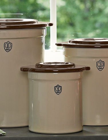 Click Here to See More Images 1-Gallon Stoneware Pickling Crock Complete Kit