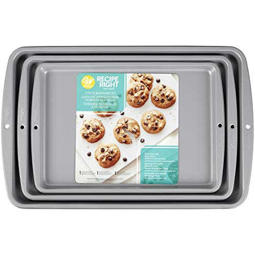 Wilton Recipe Right 3 Piece Cookie Pan Set, Standard Packaging Wilton Recipe Right 3 Piece Cookie Pan Set, Standard Packaging