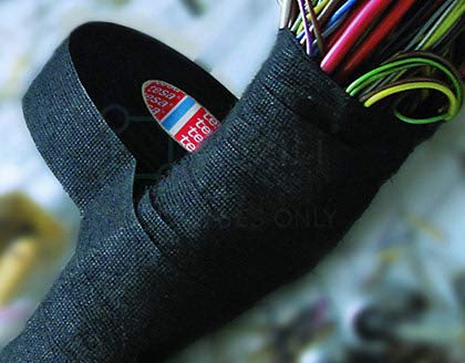 3 Boxiti+Fleece+Interior+Harness+Meters