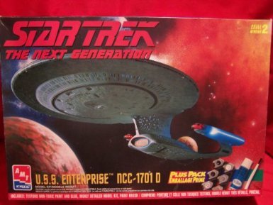 Star Trek The Next Generation U.S.S. Enterprise NCC- 1701 D by AMT Ertl