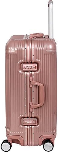 it luggage crusader suitcase