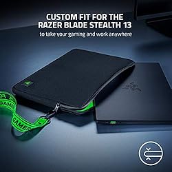 Razer Laptop Sleeve: Scratch & Water-Resistant