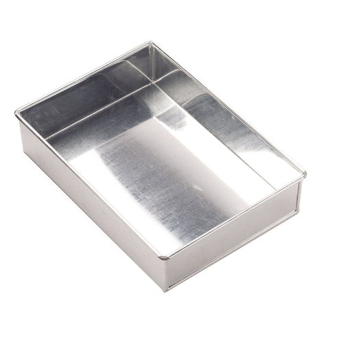Rectangle Cake Tin 10" x 8" x 3" (254mm x 203mm x 76mm) Amazon.co.uk