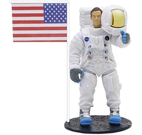 plastic astronaut toy figures