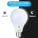 E27 or E26 LED Dusk to Dawn Sensor Light Bulbs Built-in Photosensor Detection Auto Switch Light Indoor/Outdoor Lighting Lamp for Porch Hallway Patio Garage (9W 810Lumens, Cool White 6000K)