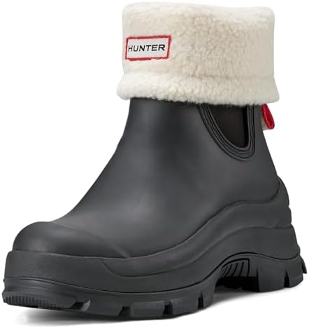 Amazon.com | Hunter Boot Women's Sherpa Logo Boot Blk/Wht 6 Medium