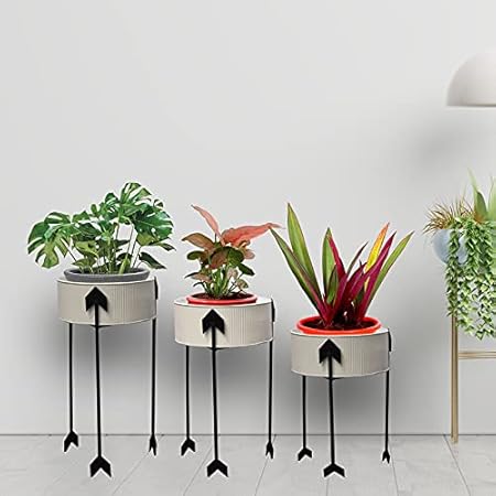Decorscent Metal Planter Stand with Pots in Arrow Shape Design for Indoor/Outdoor Flowers Pot Holder- Set of 3
