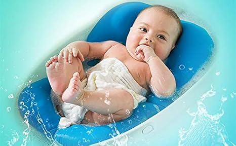 bathing a baby without tub