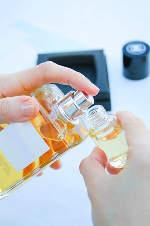 Creed Viking EDP 100% Authentic 2 ml / 0.06 oz Plastic Vial Sample mini Travel Size - //coolthings.us