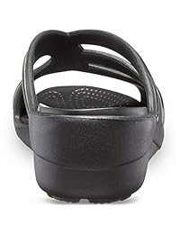 Crocs Sandalia de cuña Sanrah con correa de bloque de metal para mujer