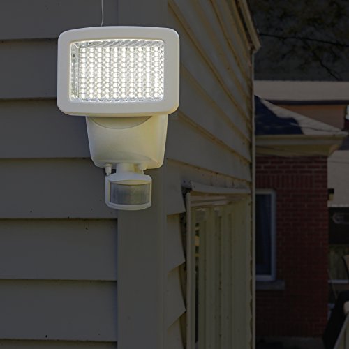 Sunforce 82121- 120 LED Solar Motion Light