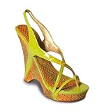 Just the right shoe, Fatale
