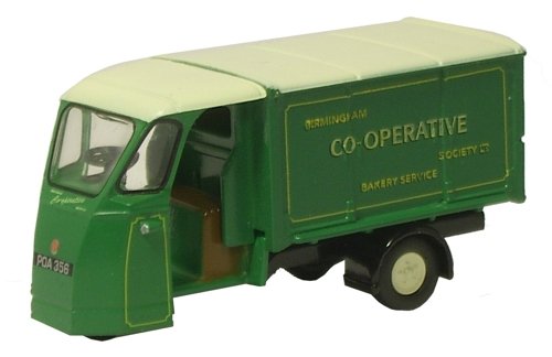Oxford Diecast 1:76 Birmingham Co-op Wales & Edwards Bakery Van Collectable model 76WE008