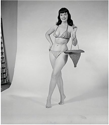 Bettie Page Posing And Ready For A Swim Smiling 8 X 10 Inch