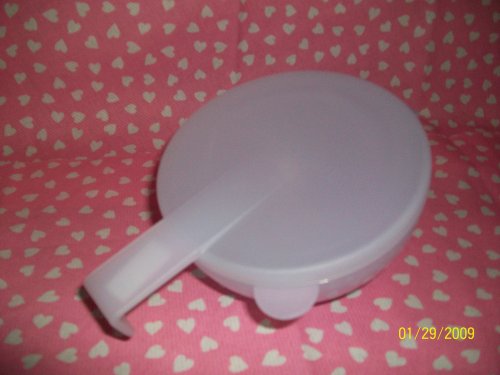 Tupperware Forget Me Not Onion Grapefruiit Lemon Keeper in White