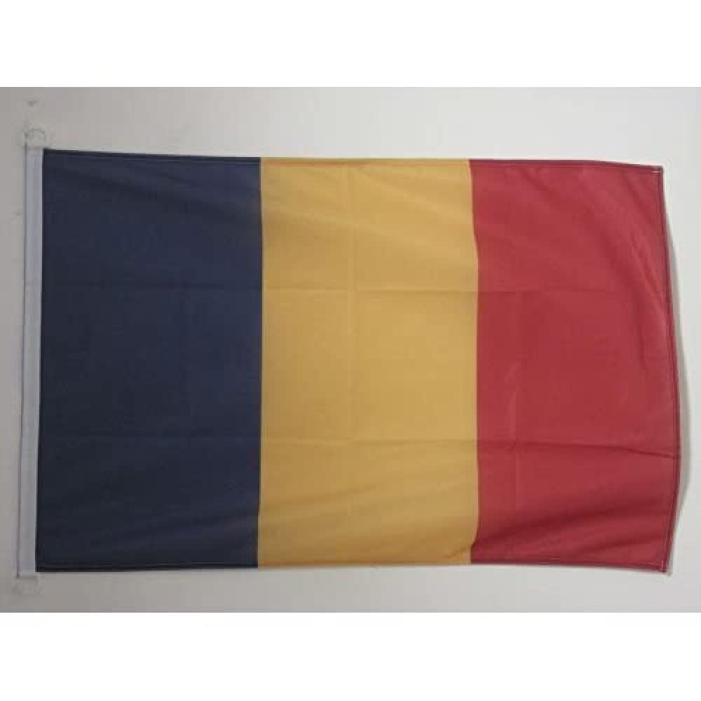 AZ FLAG - Chad Nautical Flag - 18'' x 12'' - For Outdoor and Boat - Chadian Banner Knitted Polyester with Two Plastic Rings - Vivid Colors - 12x18 in - 45x30 Cm — image 1