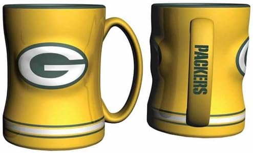 Amazon Com Hall Of Fame Memorabilia Green Bay Packers Coffee Mug 15oz Sculpted Yellow Sports Outdoors