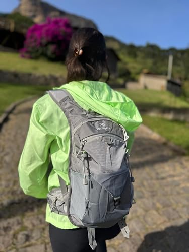 Mochila de Hidratação 2L Premium, Impermeável, com Bolsos Múltiplos e Apito de Emergência para Trilhas, Bike, Corrida, Camel bag