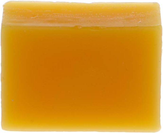 lucidatura a cera d'api per mobili in legno