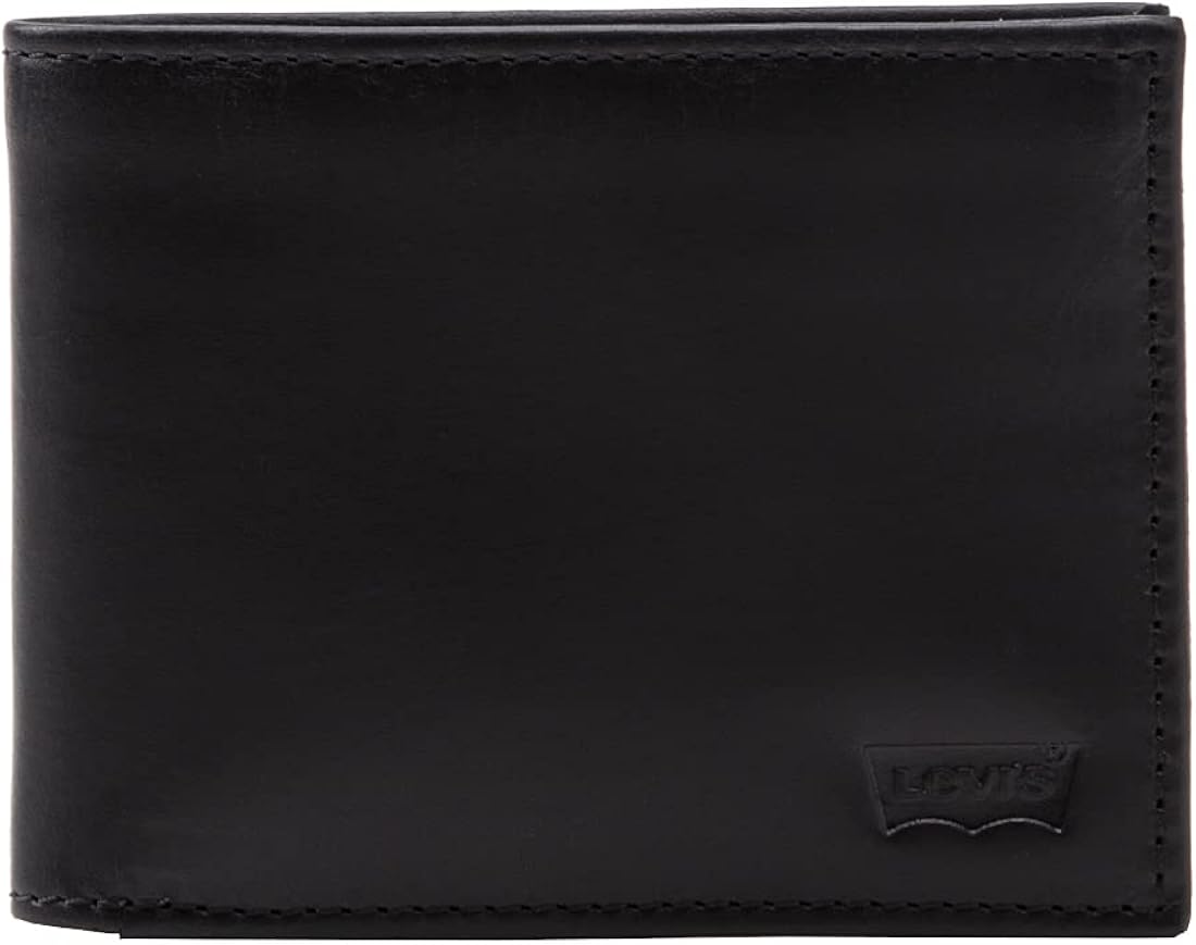 Levi's Men's Levi's® Casual Classics Hunte Coin Bifold - Batwing Bi-Fold Wallet,Regular Black,One Size