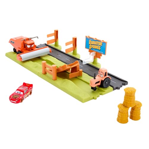 Mattel DISNEY Pixar Cars Trecker Erschrecker-Rennbahn Flucht vor Frank - Spielset mit 3 Autos und 2 Spielmöglichkeiten,und Stunt-Rennen, mühelos aufgebaut, für Kinder ab 3 Jahren, HRX48