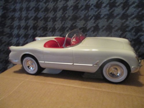 #8732 AMT/ Ertl 1953 Corvette, Polo White 1/25 Scale Plastic Promo Model Car, Fully Assembled