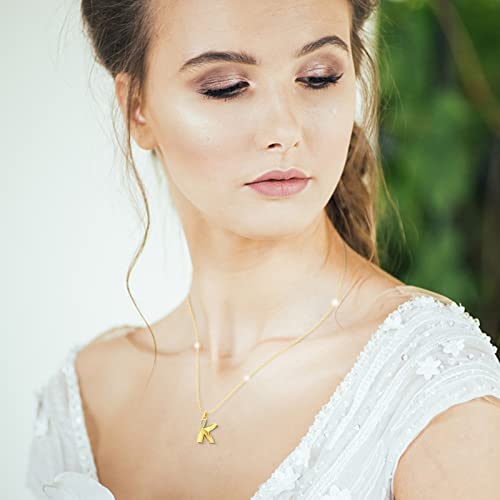 DISIMIE Gold Initial Necklaces for Women Ladies - 18K Gold Plated Dainty Name Letter Necklace for Teen Girls, Adjustable Long Personalized Fashion Gold Pendant Aesthetic Necklace with Initials A-Z