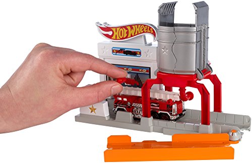 Hot Wheels Blaze Blast Playset