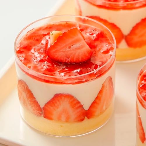Cisolen 25 Pcs Mini Dessert Cups, 210ml Plastic Dessert Pots with Spoons, Clear Dessert Bowl, Square Cheesecake Pots for Homemade Dessert, Pudding, Mousse, Party