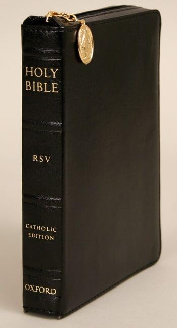 The Holy Bible, New Revised Standard Version: With Illustrations