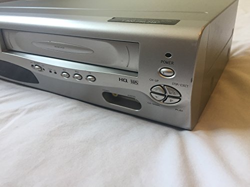 3 Emerson+EWD2203+DVD+VCR+Combo