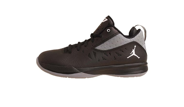 Amazon.com: Nike Jordan cp3.v GS, color negro Stealth Chris Paul Youth  Zapatillas de baloncesto 487429 – 003, negro, 7 M US grande niño : Ropa,  Zapatos y Joyería