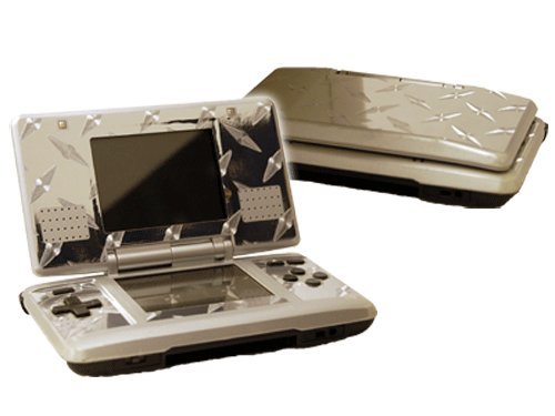 Amazon Com Silver Diamond Plate Mirror Vinyl Decal Faceplate Mod Skin Kit For Nintendo Ds Original Console By System Skins Video Games