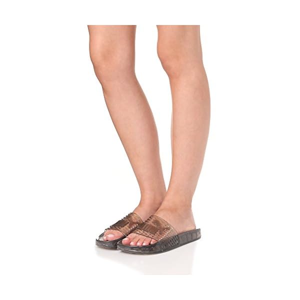 rihanna fenty puma jelly slides