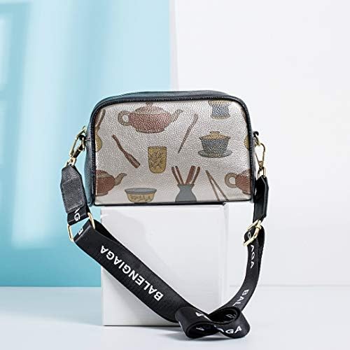 A Retro-traditional Teapot Crossbody Travel Bag Womens Crossbody Bags With Adjustable Long Strap Womans Carryon Bag Carry Shoulder Bag Fashion Cross Bags For Women