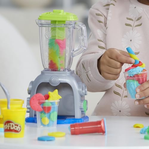 Play Doh Swirlin' Smoothies Toy Blender Playset, Play Kitchen Appliances, Kids Arts and Crafts Toys for 3 Year Old Girls and Boys and Up