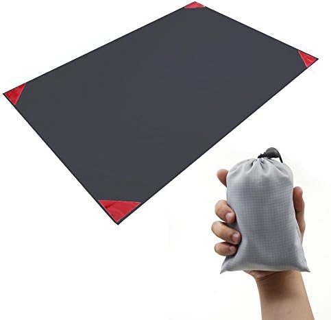Pocket Beach Blanket, iGopeaks Waterproof Compact Picnic Mat (4.6 x 5.6 ft) 2-4 person Ground Sheet for Travel, Camping, Concert, Festival, Outdoor Sport