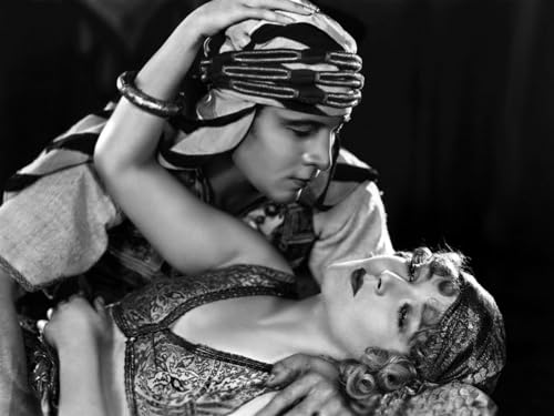 ART.COM Wall Photo The Son of the Sheik De George Fitzmaurice Avec Vilma Banky,…