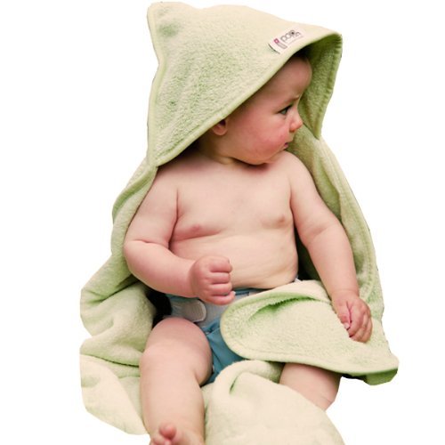 Close Pop-In Pistachio Hooded Towel (Green) by Close Pop-in