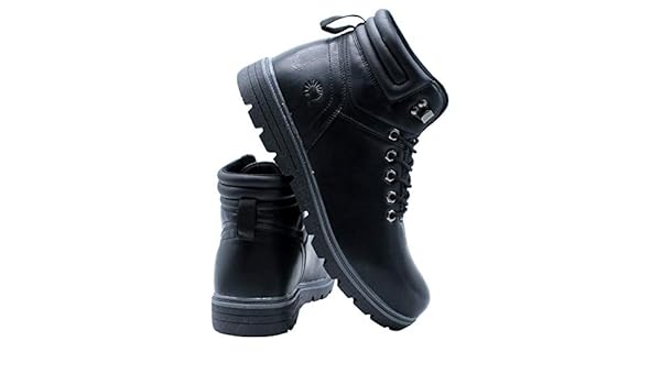 akademiks snow boots