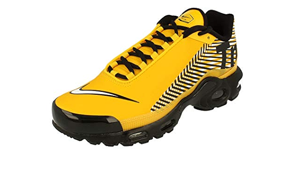 black nike trainers amazon