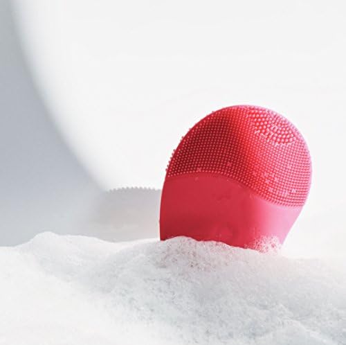 Maxpretty Silicone Electric Waterproof Sonic Facial Cleansing Brush Makeup Facial Brush Cleaner Face Massager Exfoliator Vibrating Rechargeable Electric Waterproof Cleansing for Skin Care （Pink）