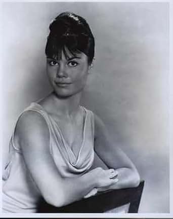 WENDE WAGNER 8X10 PHOTO #B5477 at Amazon's Entertainment Collectibles Store