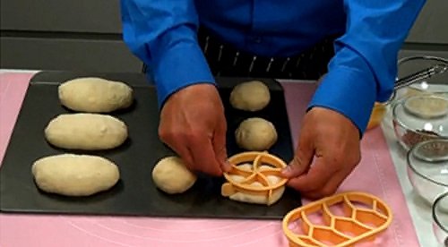 image for ☀ Dergo ☀Slicer Cutting ,Plastic Pastry Cutter Dough Cookie Press 