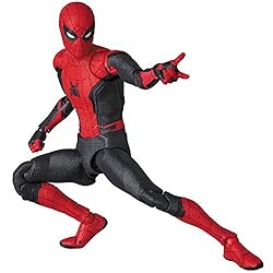 MAFEX Spider-Man Upgraded Suit Spider-Man: Far from