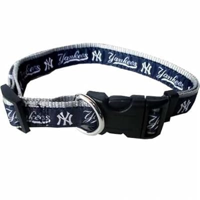 Buy MLB New York Yankees Medium Dog Collar at Ubuy Maldives - Main Image