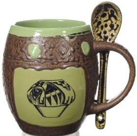 Indian Pots Mug with Spoon in Avocado Green