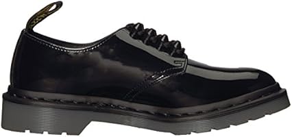 dr martens smiths stud