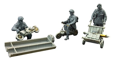 Bronco Models 1/35 WWII British Paratroops Figure in Action Set B
